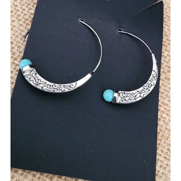 1-1/4" Silver Alloy Etched Semi-circle Faux Turquoise Fashion Jewelry Earrings - Picture 3 of 5